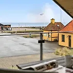 Kysthusene, Lejl 25