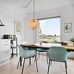 Appartement Kysthusene, Lejl 25 *